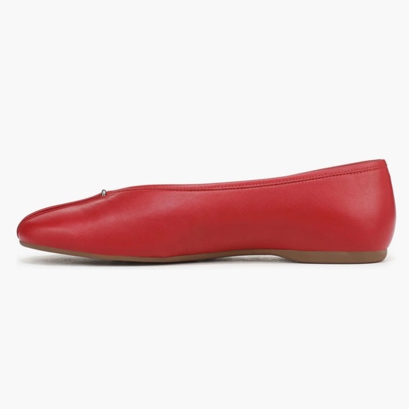 NWT Vince Ori Ballet Flat in Crimson - Picture 9 of 13